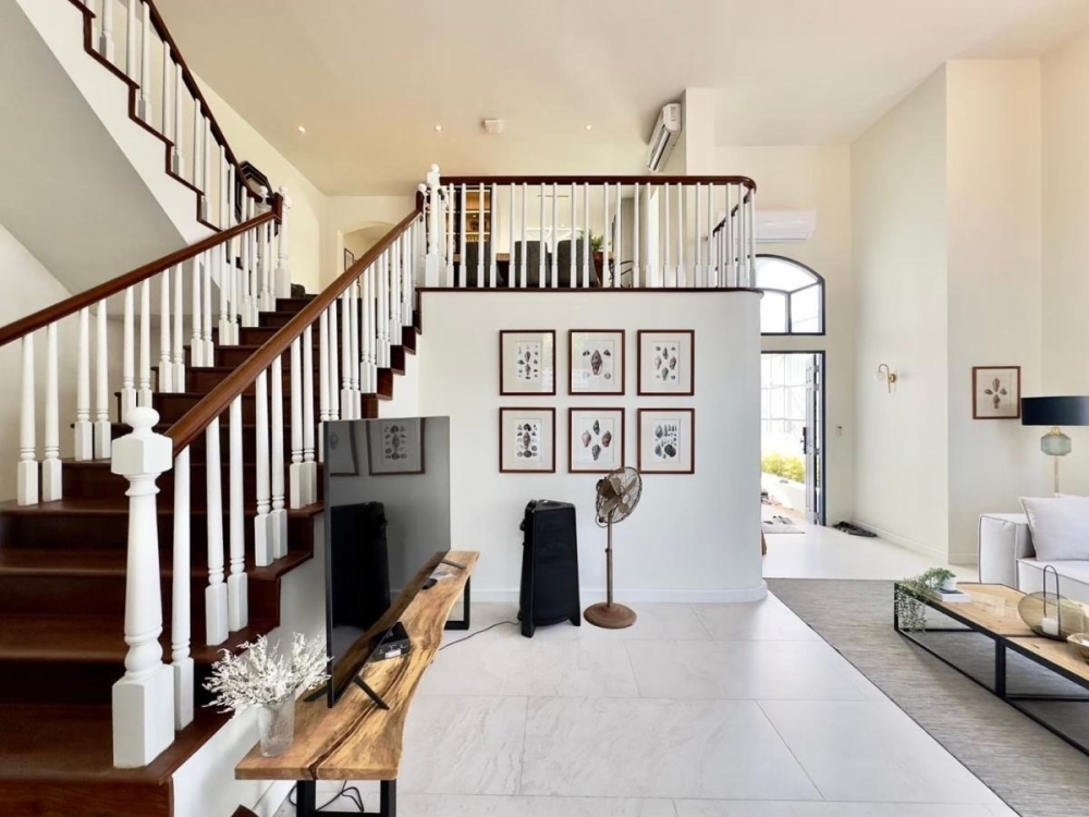 ขาย บ้านพูลวิลล่า ติดทะเล 50 เมตร หาดบ้านอำเภอ (2)