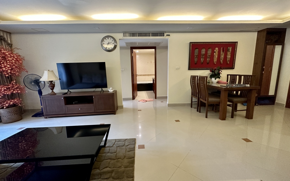 ขาย City Garden Pattaya ซิตี้ การ์เด้น พัทยา 2 ห้องนอน วิวสระ (3)