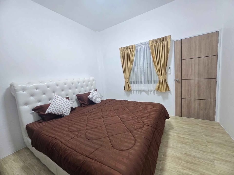 ขาย ทาวน์เฮ้าส์ 3 ห้องนอน 2 ห้องน้ำ พัทยา (2)