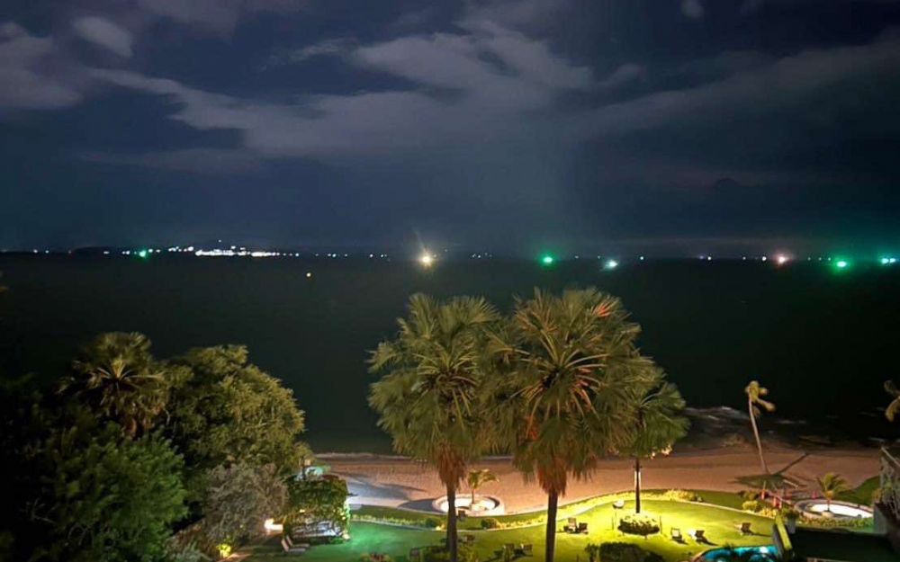 ปล่อยเช่ารายปี The Palm เดอะ ปาล์ม วงศ์อมาตย์ 1 ห้องนอน ชั้น 4 วิวทะเล