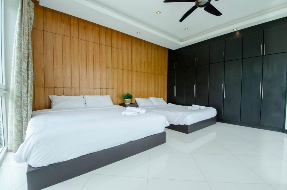 ให้เช่า Pool Villa 2 ชั้น 5 ห้องนอน 5 ห้องน้ำ จอมเทียน