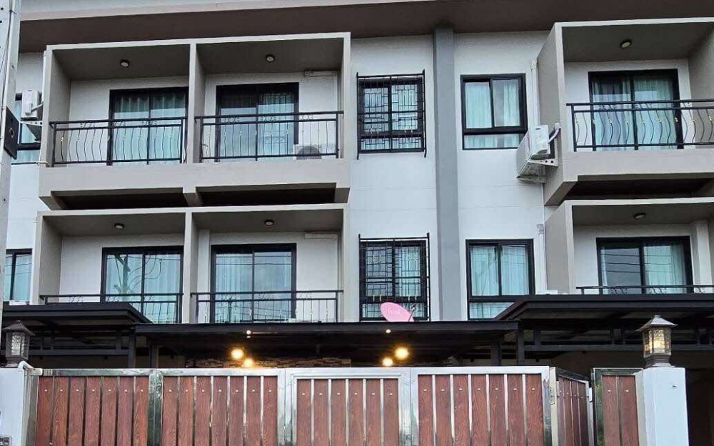 ขายทาวน์โฮม 3 ชั้น 4 ห้องนอน 5 ห้องน้ำ เขาตาโล (3)