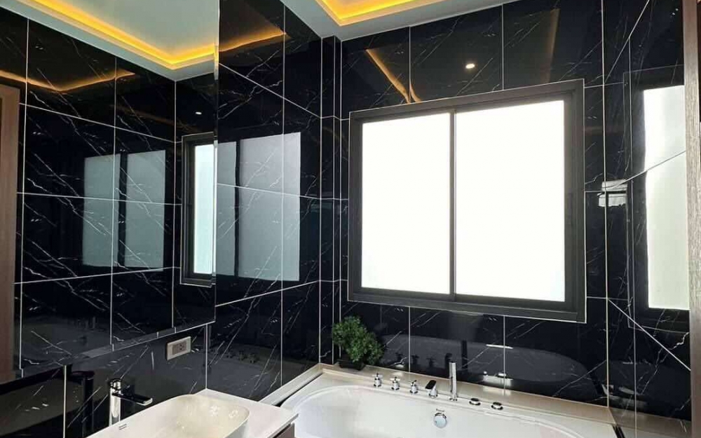 ขายบ้าน Pool Villa 4 ห้องนอน 4 ห้องน้ำ ทุ่งกลม-ตาลหมัน (3)