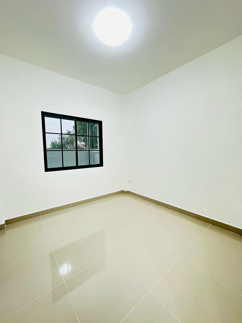 ขาย ทาวน์โฮมชั้นเดียว 2 ห้องนอน 2 ห้องน้ำ พัทยา (2)