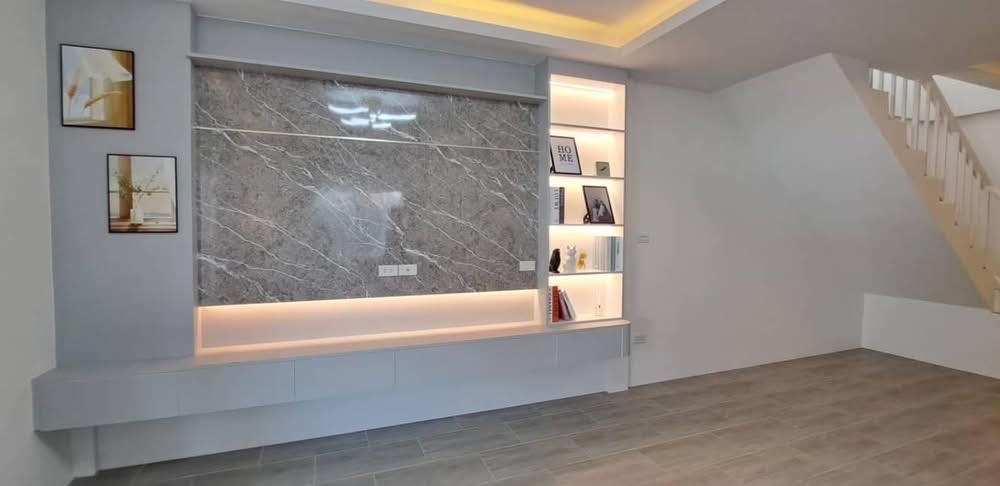 ให้เช่า บ้านเดี่ยว 2 ชั้น 3 ห้องนอน 2 ห้องน้ำ ซอยสยามคันทรีคลับ