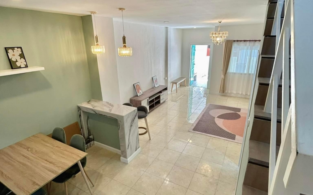 ขายทาวน์โฮม 2 ชั้น 2 ห้องนอน 2 ห้องน้ำ ปัณณธร 3 พัทยา (2)