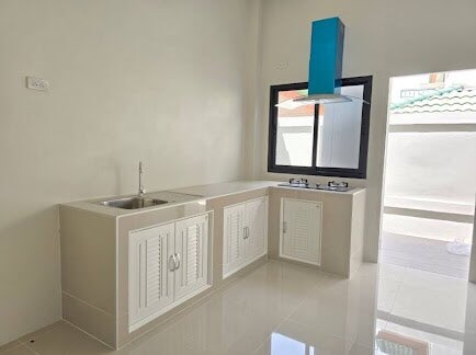 ขายบ้านทาวน์โฮมชั้นเดียว 3 ห้องนอน 3 ห้องน้ำ ซอยลับแล7 (2)