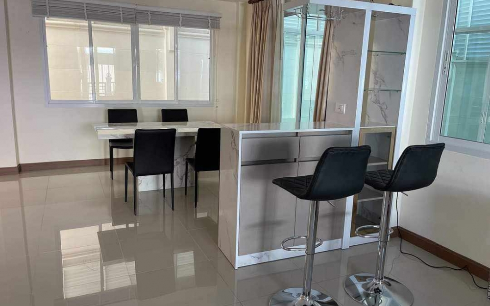 ปล่อยเช่ารายปี บ้านเดี่ยว 2 ชั้น 3 ห้องนอน พัทยาใต้ เขาตาโล