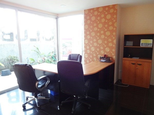 ขาย Club Royal Wongamat คลับ รอยัล วงศ์อมาตย์ 1 ห้องนอน วิวเมือง (2)