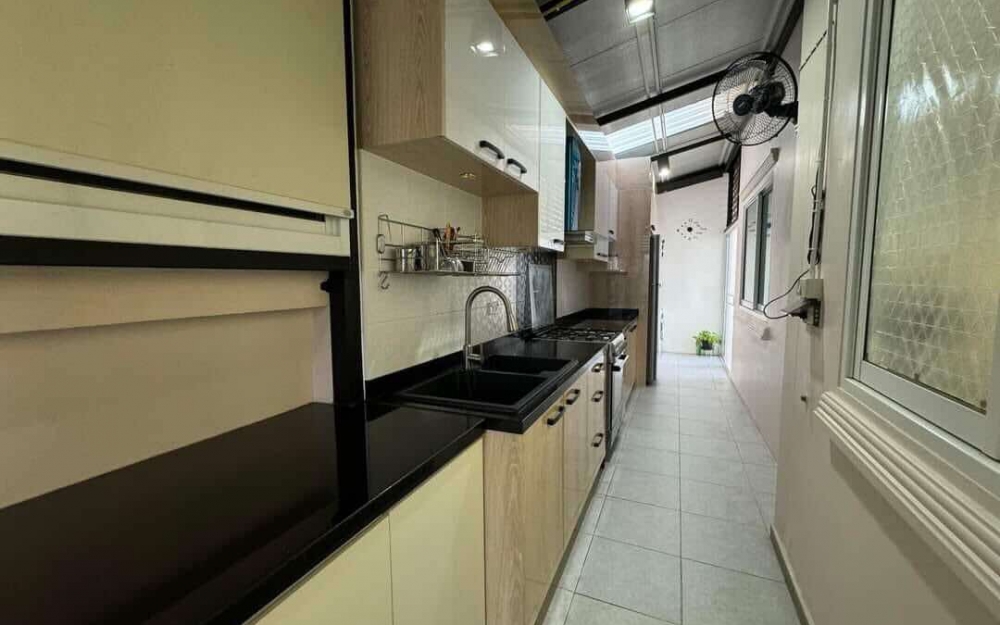 ขายบ้าน Pool Villa  3 ห้องนอน 2 ห้องน้ำ นาจอมเทียน