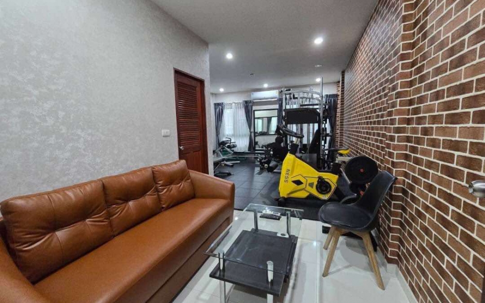 ขายทาวน์โฮม 3 ชั้น 4 ห้องนอน 5 ห้องน้ำ เขาตาโล (3)