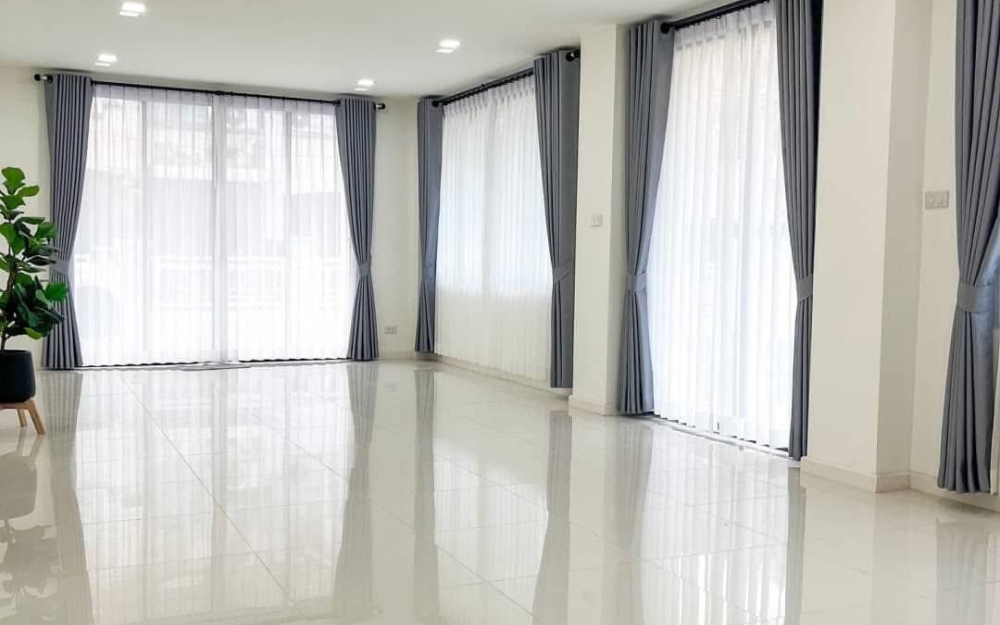 ขายบ้านเดี่ยว 2 ชั้น 4 ห้องนอน 2 ห้องน้ำ ศรีราชา-อัสสัมชัญ (1)