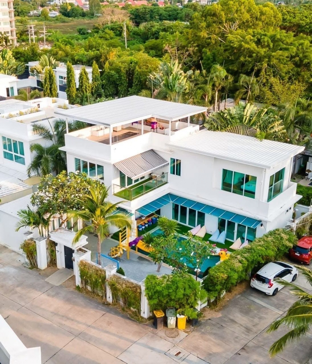 ให้เช่า Pool Villa 2 ชั้น 5 ห้องนอน 5 ห้องน้ำ จอมเทียน