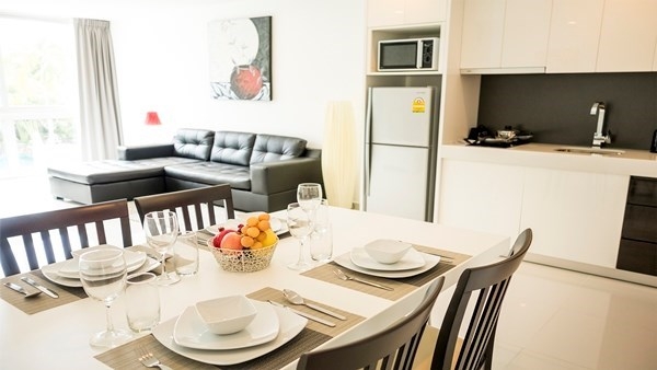 ขาย Club Royal Wongamat คลับ รอยัล วงศ์อมาตย์ 1 ห้องนอน วิวสระ (2)