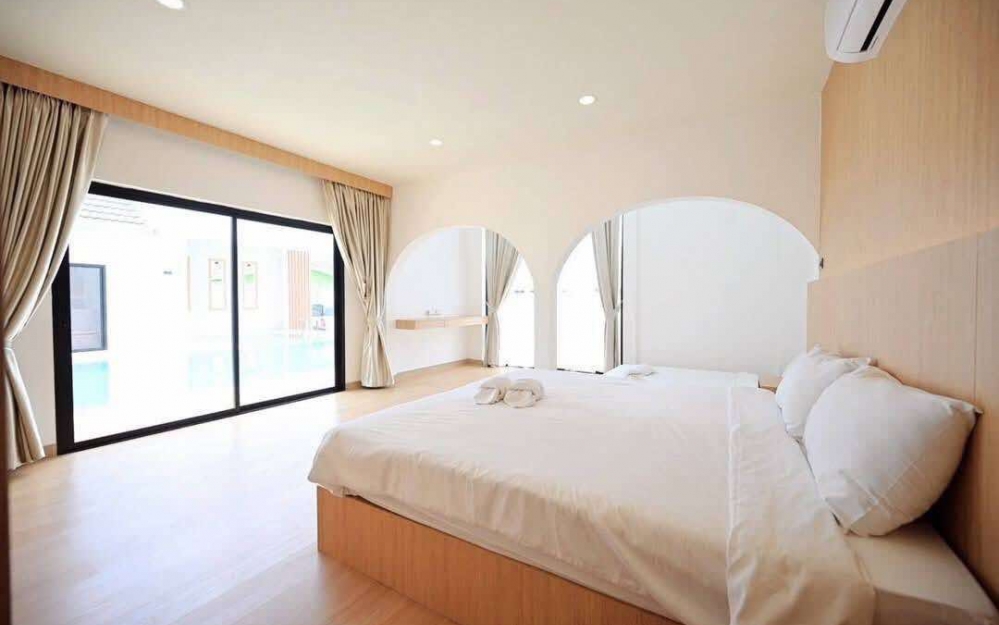 ขายพร้อมผู้เช่า Pool Villa 4 ห้องนอน ห้วยใหญ่ (3)