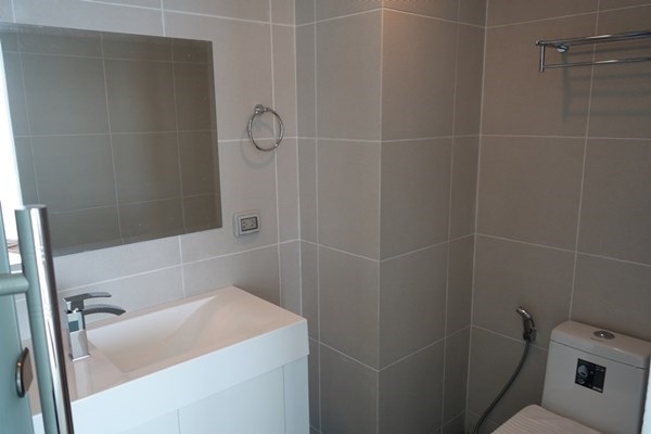 ขาย Club Royal Wongamat คลับ รอยัล วงศ์อมาตย์ 1 ห้องนอน วิวเมือง (2)