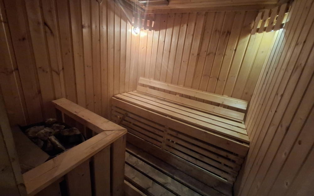 ให้เช่า The Cliff Pratumnak เดอะ คลิฟ พระตำหนัก 1 ห้องนอน วิวสระ