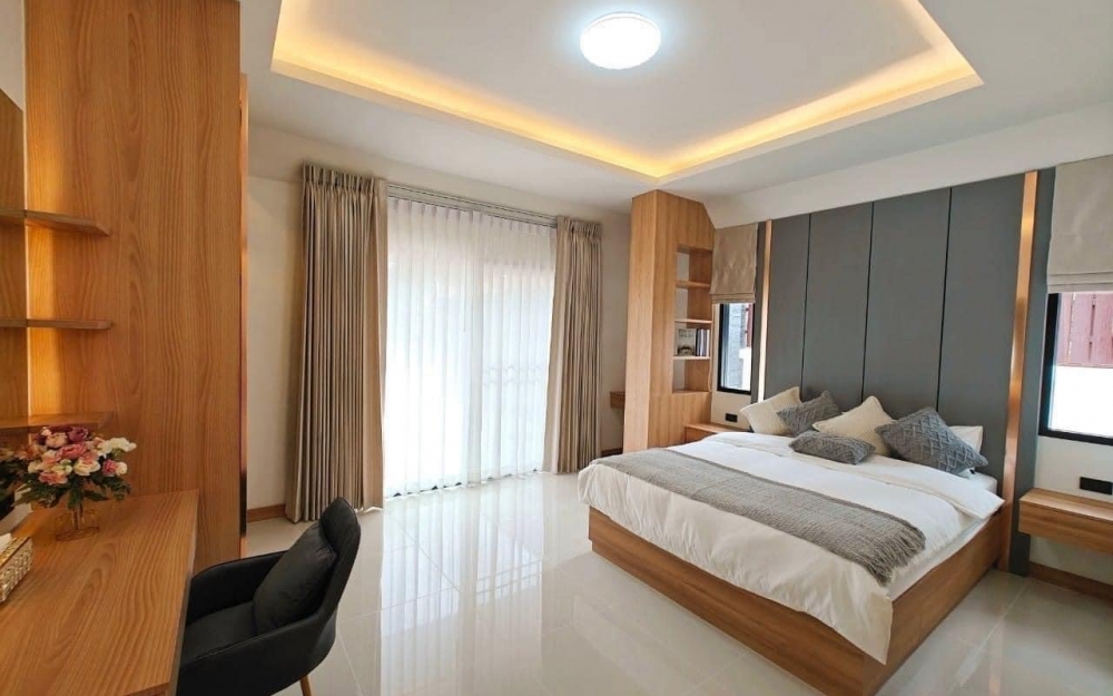 ขายบ้าน Pool Villa 4 ห้องนอน 3 ห้องน้ำ สยามคันทรีคลับ