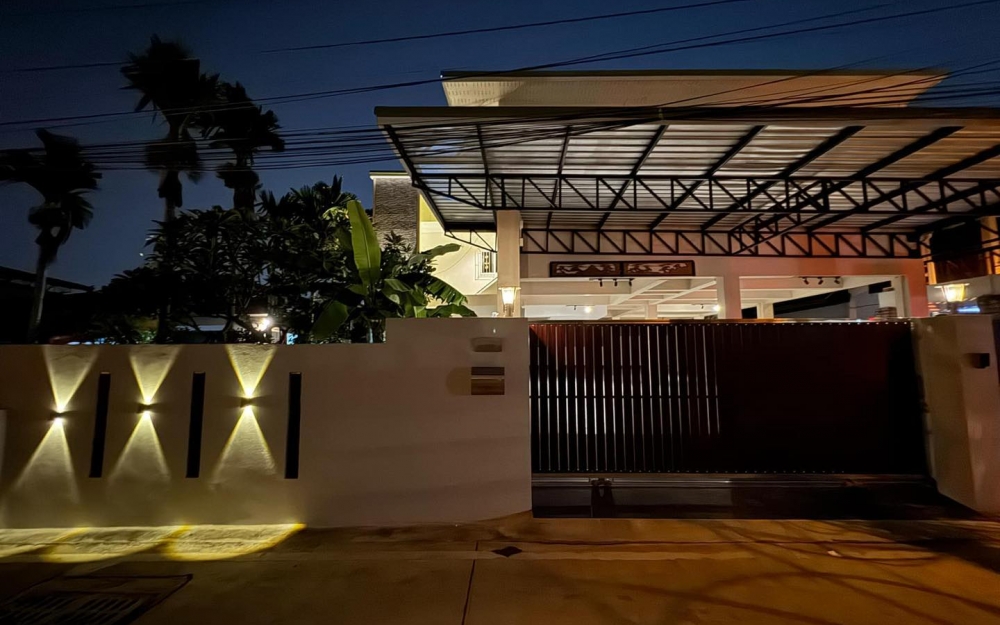 ให้เช่า บ้านเดี่ยว 2 ชั้น 3 ห้องนอน 3 ห้องน้ำ นาเกลือ