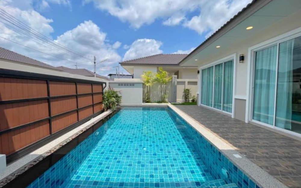 ขายพร้อมผู้เช่า Pool Villa 3 ห้องนอน 3 ห้องน้ำ นาจอมเทียน (2)