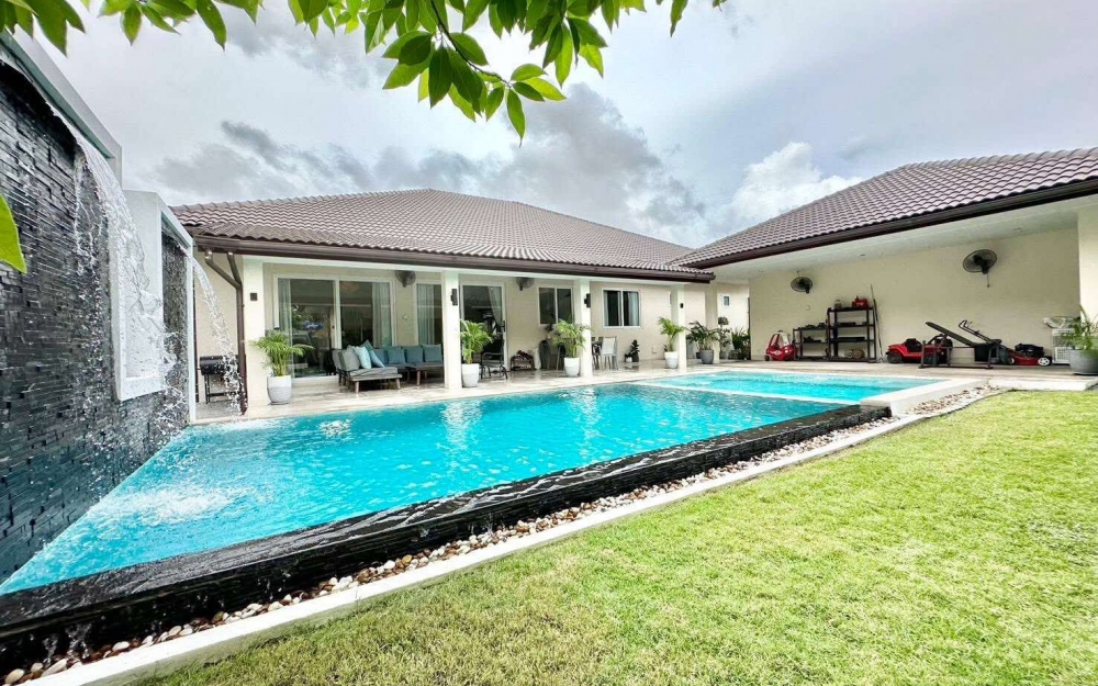 ให้เช่าพูลวิลล่า 6 ห้องนอน ห้วยใหญ่