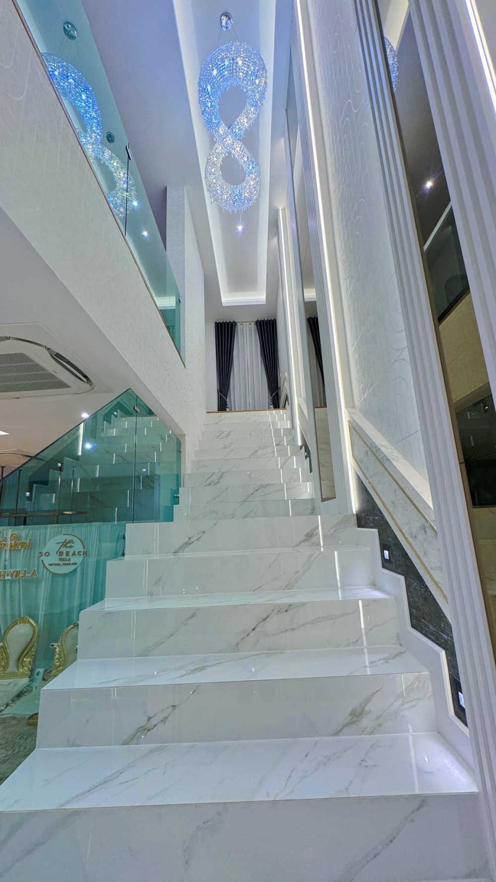 ให้เช่า Pool Villa 2 ชั้น 4 ห้องนอน 5 ห้องน้ำ ใกล้หาดจอมเทียน