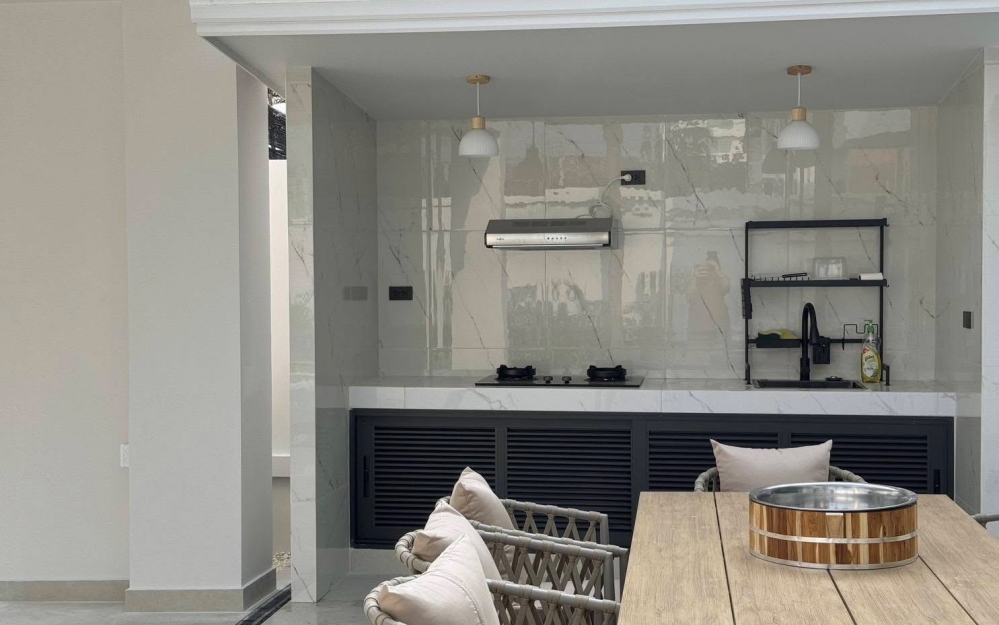 ขายบ้าน Pool Villa 2 ชั้น 4 ห้องนอน 5 ห้องน้ำ จอมเทีย (3)