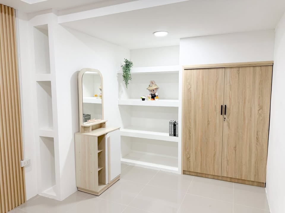 ขาย Town House 2 ห้องนอน 1 ห้องน้ำ เขาน้อย (2)