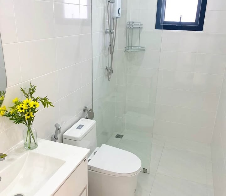 ให้เช่า Pool Villa 2 ชั้น 4 ห้องนอน 5 ห้องน้ำ ซอยสยาม