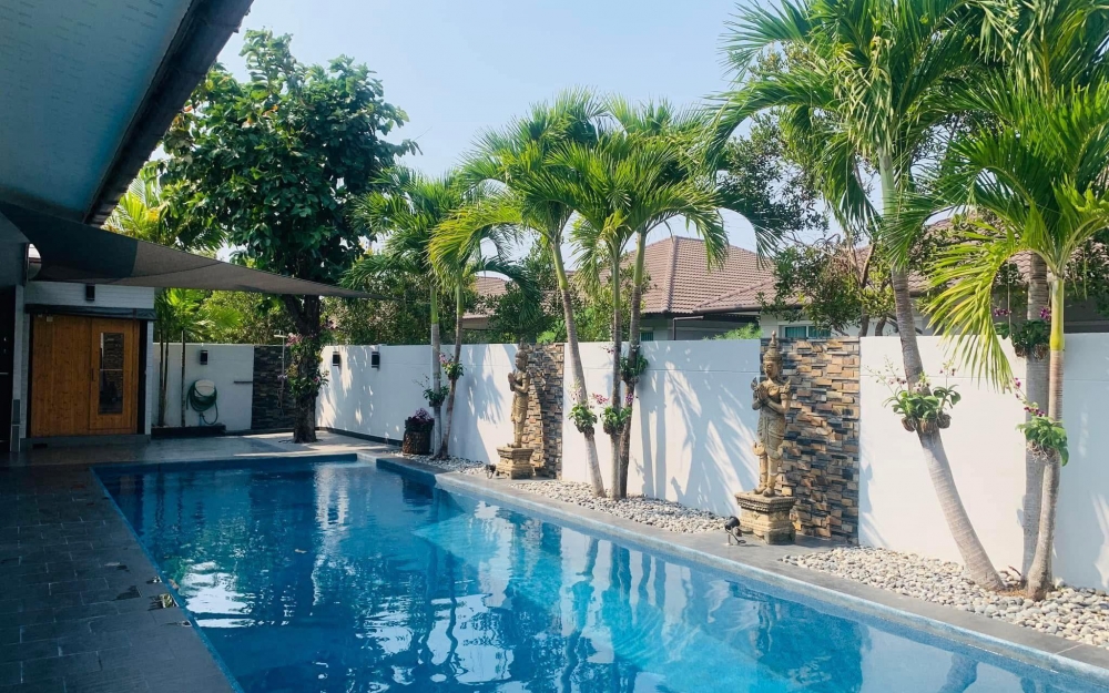 ให้เช่าพูลวิลล่า 3 ห้องนอน ทุ่งกลมตาลหมัน