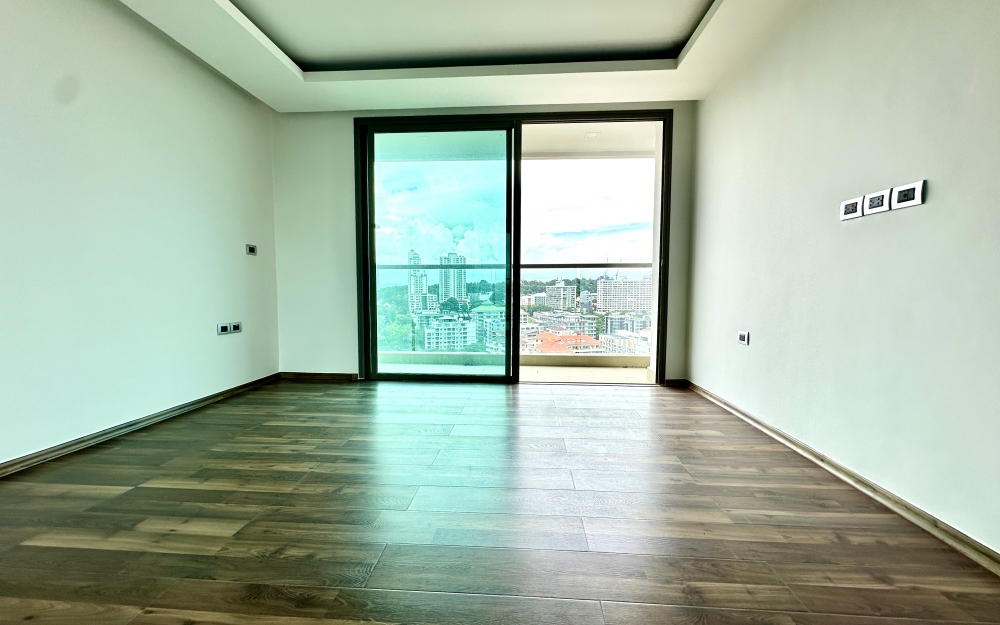 For Sale The Peak Tower Pratamnak Studio Sea View (3)