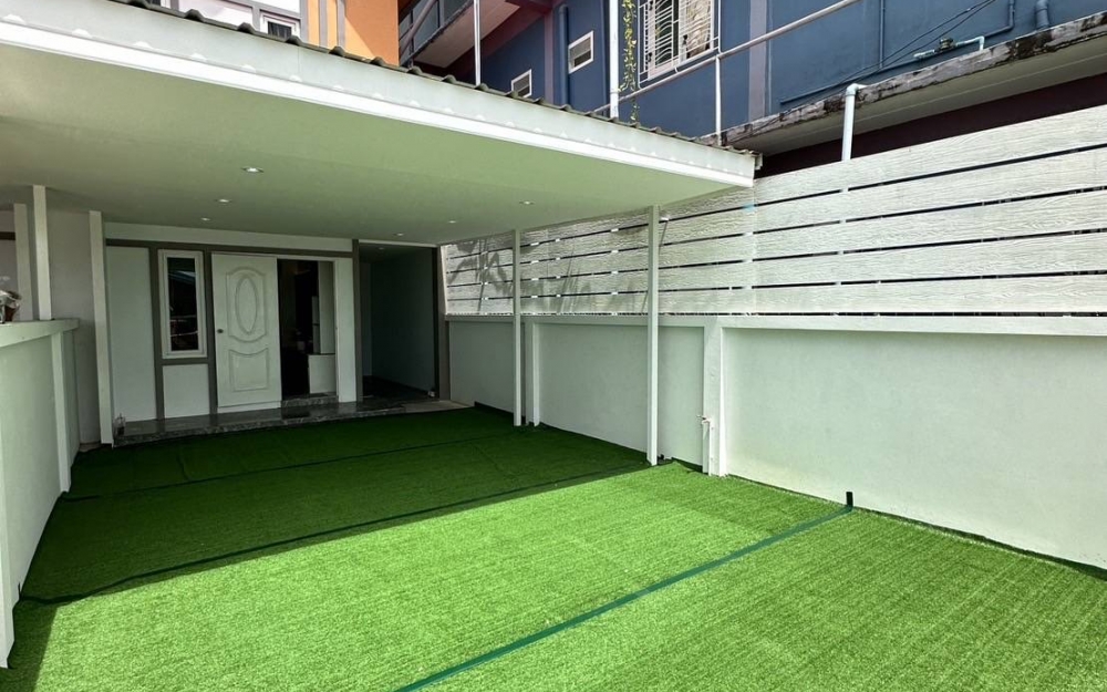 ขายบ้านแฝด 2 ชั้น ซ.สยามคันทรีคลับ 4 ห้องนอน 3 ห้องน้ำ ติดเจ้าของ