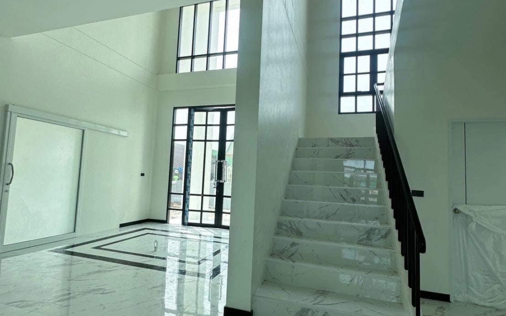 ขายบ้านเดี่ยว 9 ห้องนอน 6 ห้องน้ำ ติดตลาดน้ำสี่ภาค จอมเทียน-พัทยา ติดเจ้าของ