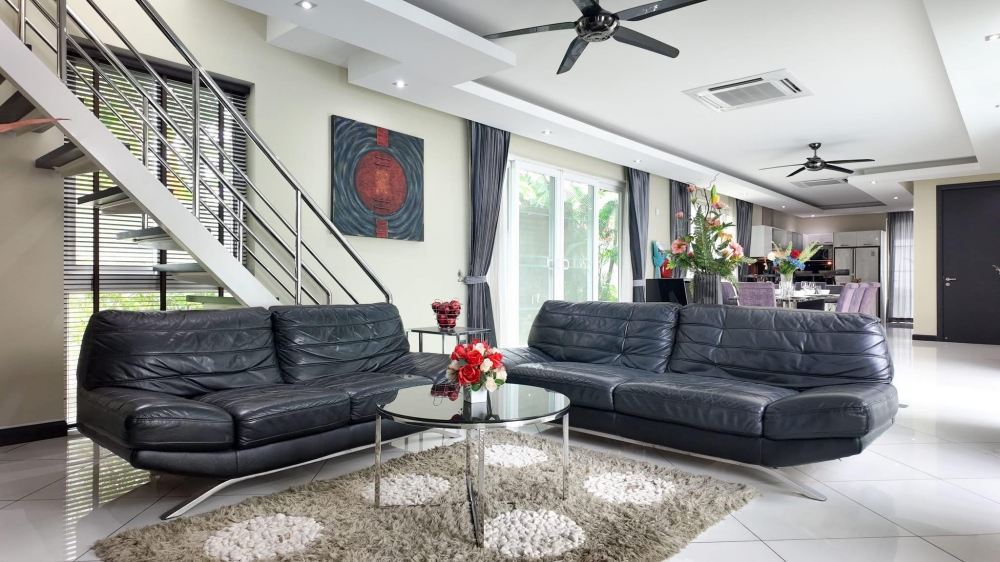 ขาย Pool Villa 2 ชั้น 5 ห้องนอน 6 ห้องน้ำ ใกล้หาดจอมเทียน (2)