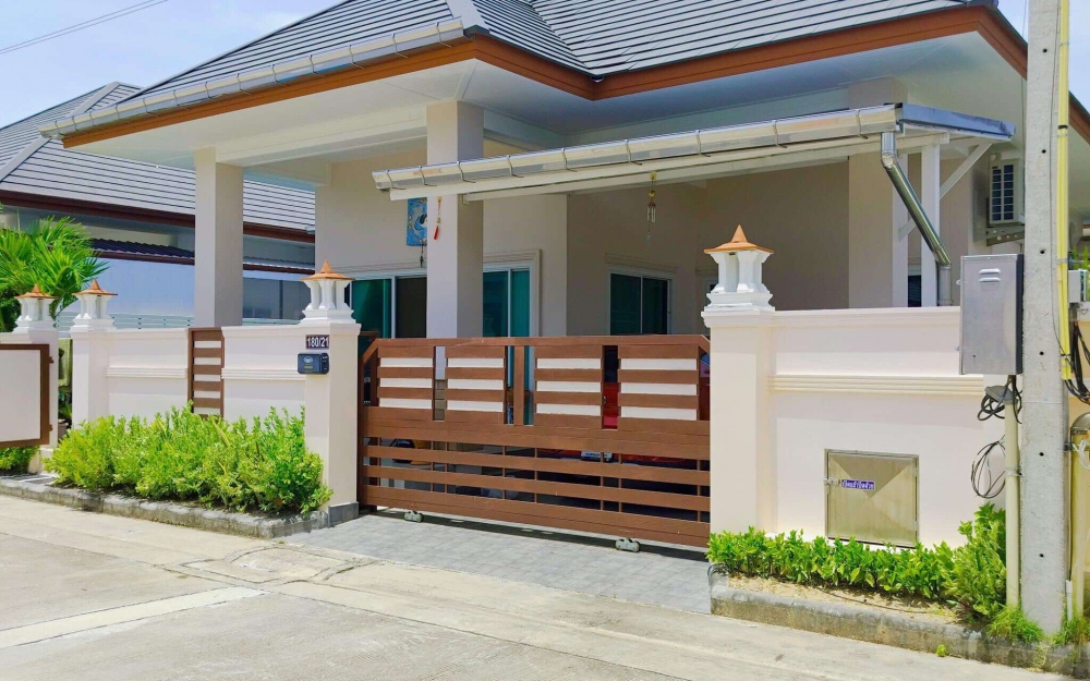 ขายบ้าน Pool Villa  3 ห้องนอน 2 ห้องน้ำ นาจอมเทียน