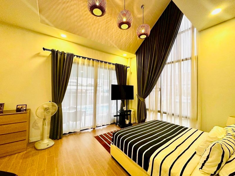 ขาย Pool Villa 3 ห้องนอน 4 ห้องน้ำ ใกล้อ่างเก็บน้ำมาบประชัน (2)