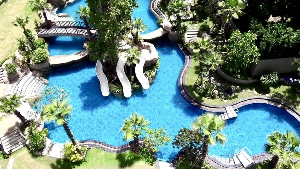 ขายพร้อมผู้เช่า Riviera Wongamat ริเวียร่า วงศ์อมาตย์ Studio วิวเมือง (3)