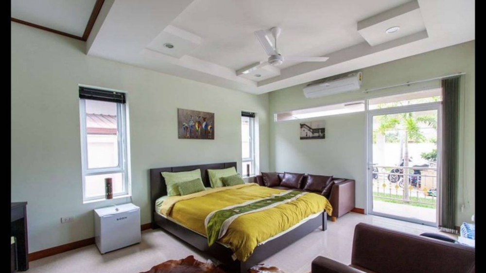 ขาย Pool Villa 2 ชั้น 4 ห้องนอน 4 ห้องน้ำ บางเสร่ (2)