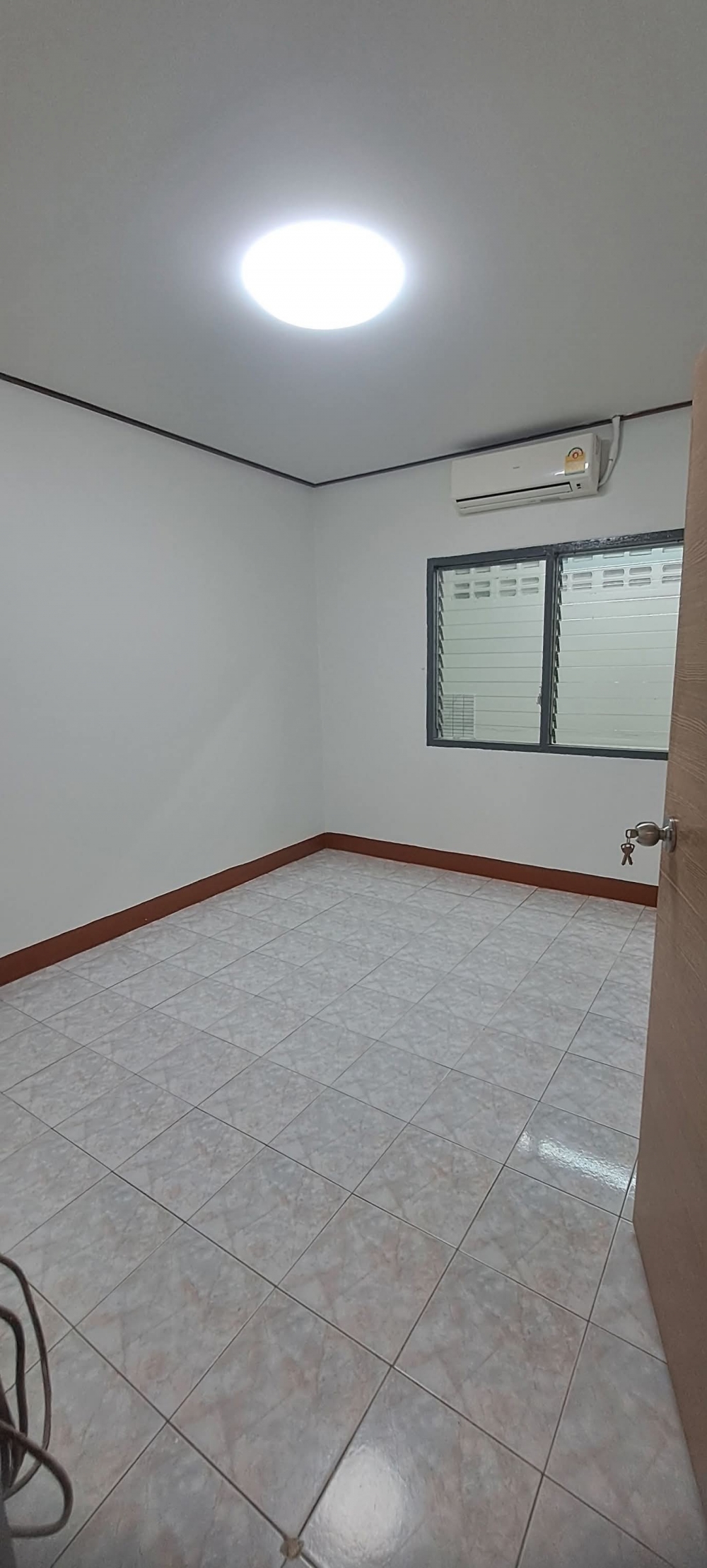 ขาย บ้านเดี่ยว 2 ห้องนอน 1 ห้องน้ำ เขาน้อย (2)