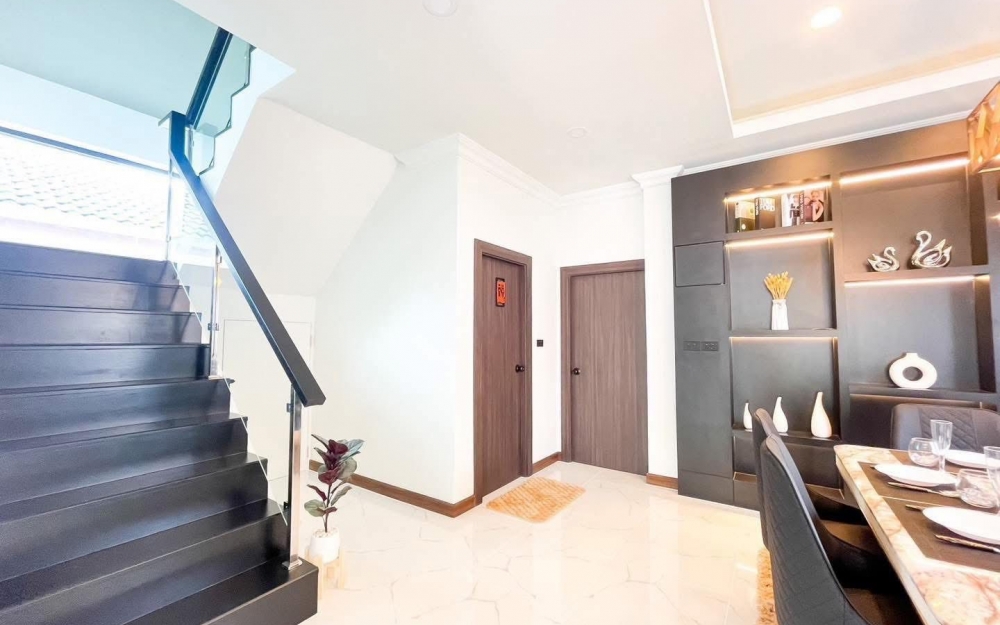 ขาย Pool Villa 2 ชั้น 3 ห้องนอน 2 ห้องน้ำ ชัยพฤกษ์ 2 (2)