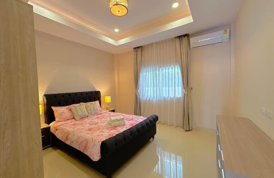 ขายบ้าน Pool Villa 4 ห้องนอน 2 ห้องน้ำ บ้านอำเภอ-นาจอมเทียน ติดเจ้าของ (3)