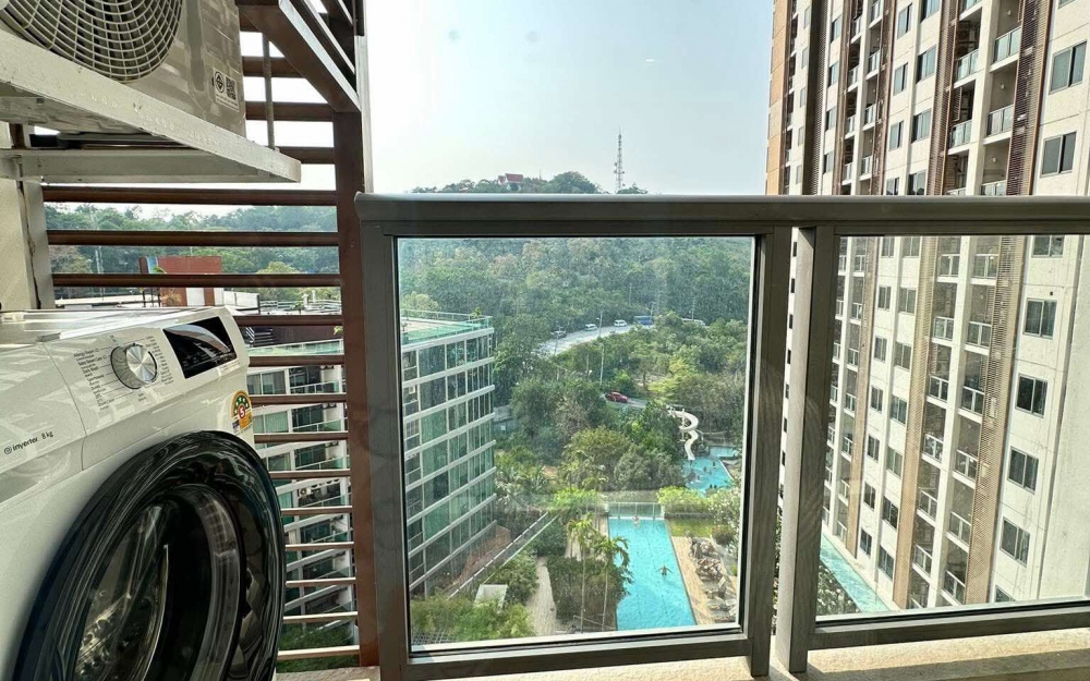 ขาย Unixx South Pattaya ยูนิกซ์ พัทยาใต้ 1 ห้องนอน วิวสระ (2)