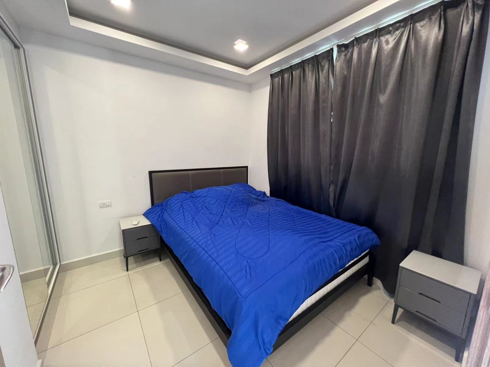 ขาย Arcadia Beach Continental Thappraya อะคาเดีย บีช คอนติเนนทอล ทัพพระยา 1 ห้องนอน วิวสระ (2)