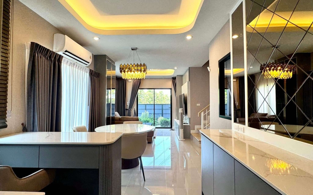 ขายบ้านเดี่ยว 2 ชั้น 4 ห้องนอน พัทยาเหนือ (2)	 Detached house for sale 2 floors 4