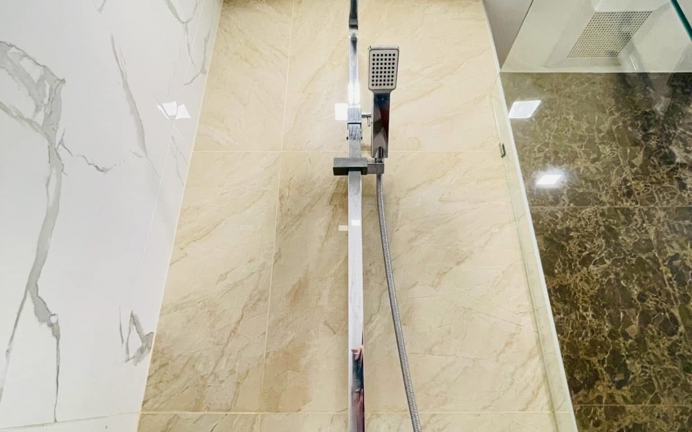 ขาย Arcadia Beach Resort Pattaya อะคาเดีย บีช รีสอร์ท พัทยา 1 ห้องนอน วิวสระ (2)