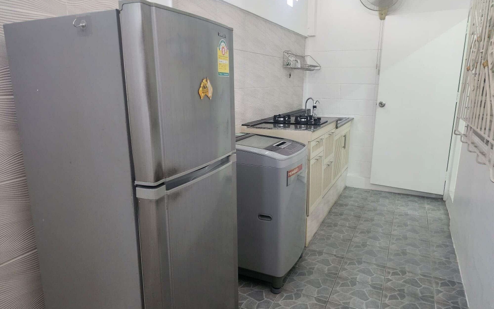 ขายทาวน์เฮาส์ชั้นเดียว 2 ห้องนอน 1 ห้องน้ำ เอกมงคล พัทยา (2)