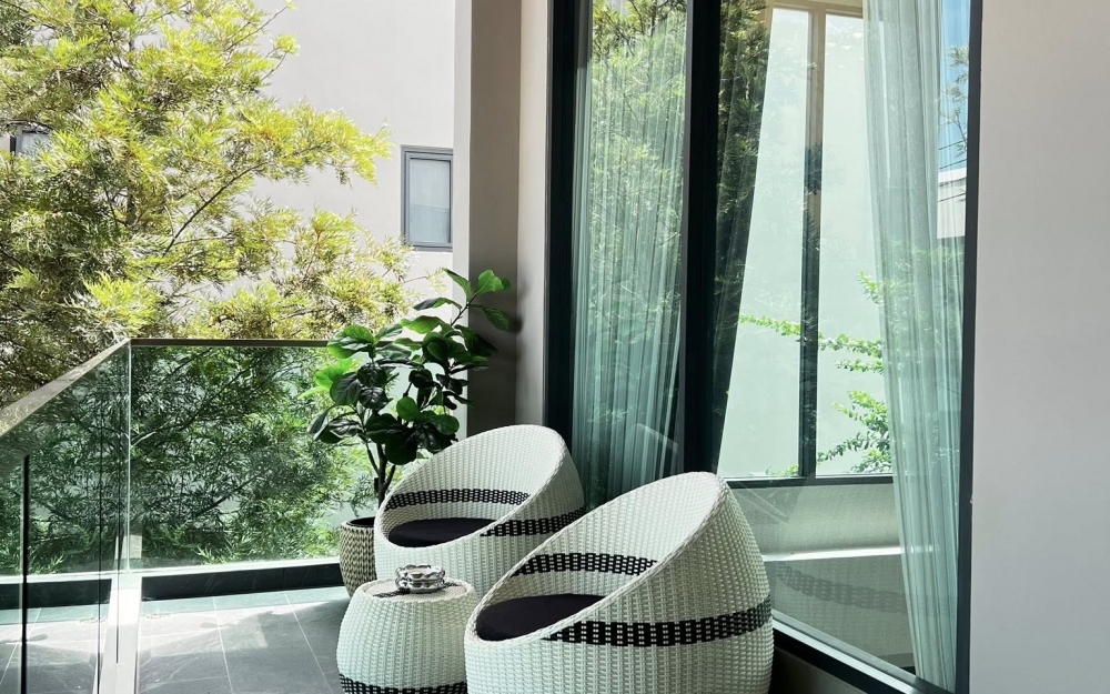 ขายพร้อมผู้เช่า Pool Villa 2 ชั้น 4 ห้องนอน 4 ห้องน้ำ ห้วยใหญ่ (2)