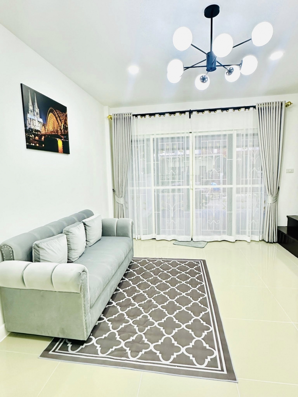 ขาย Town Home 2 ชั้น 3 ห้องนอน 3 ห้องน้ำ เนินพลับหวาน (2)