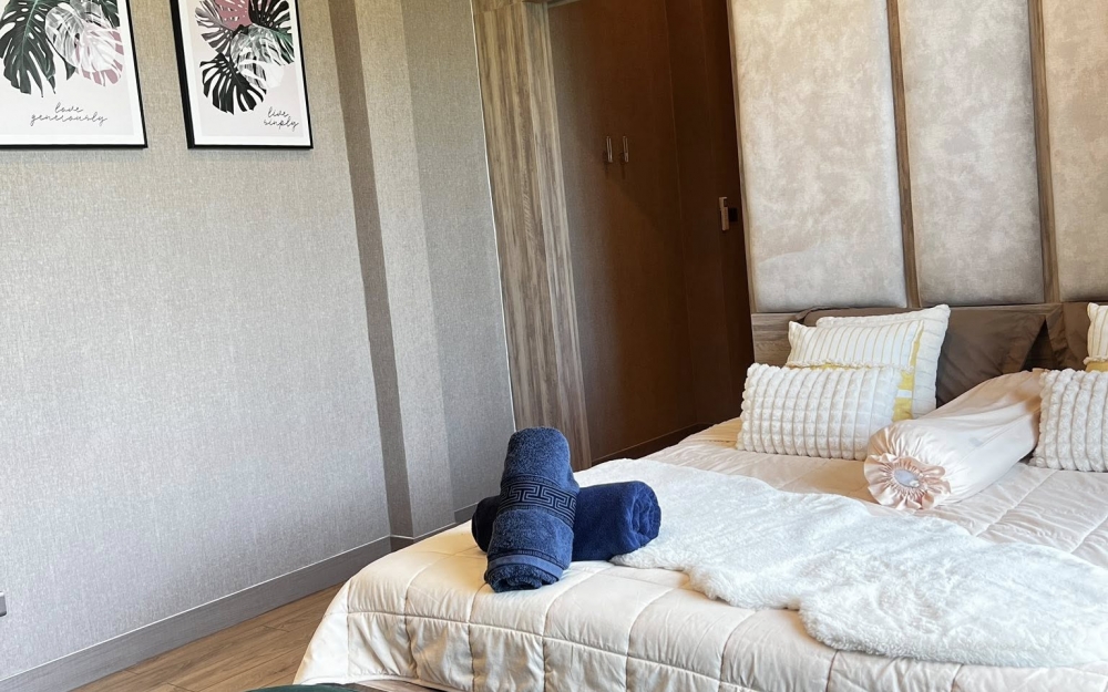 ขายพร้อมผู้เช่า Pool Villa 2 ชั้น 4 ห้องนอน 4 ห้องน้ำ ห้วยใหญ่ (2)