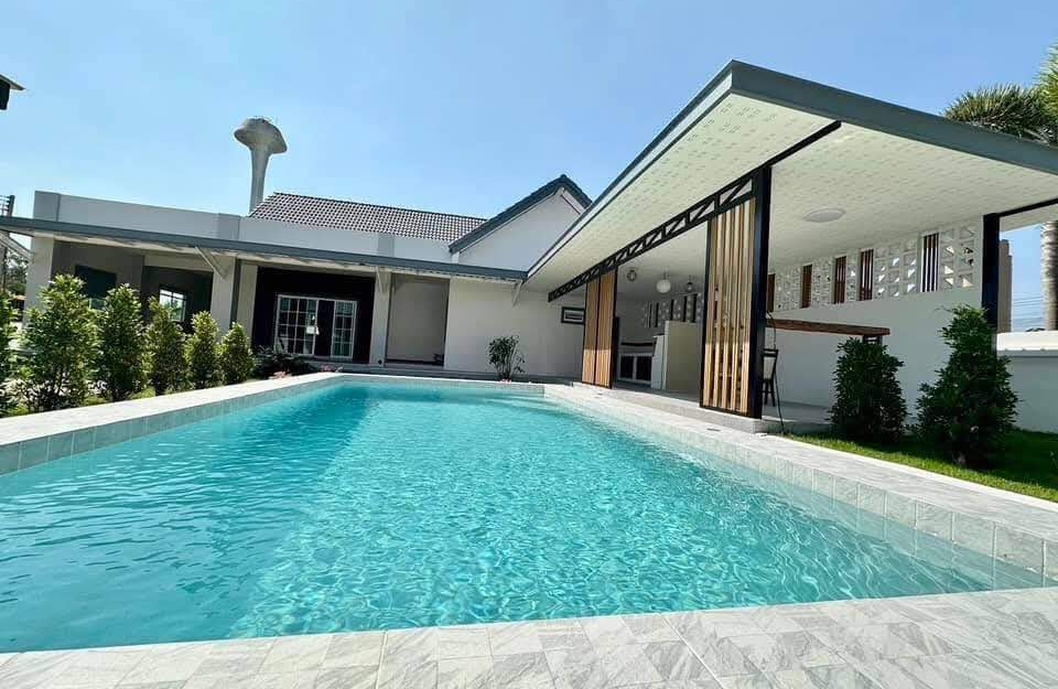 ขาย Pool Villa 5 ห้องนอน มาบประชัน (2)